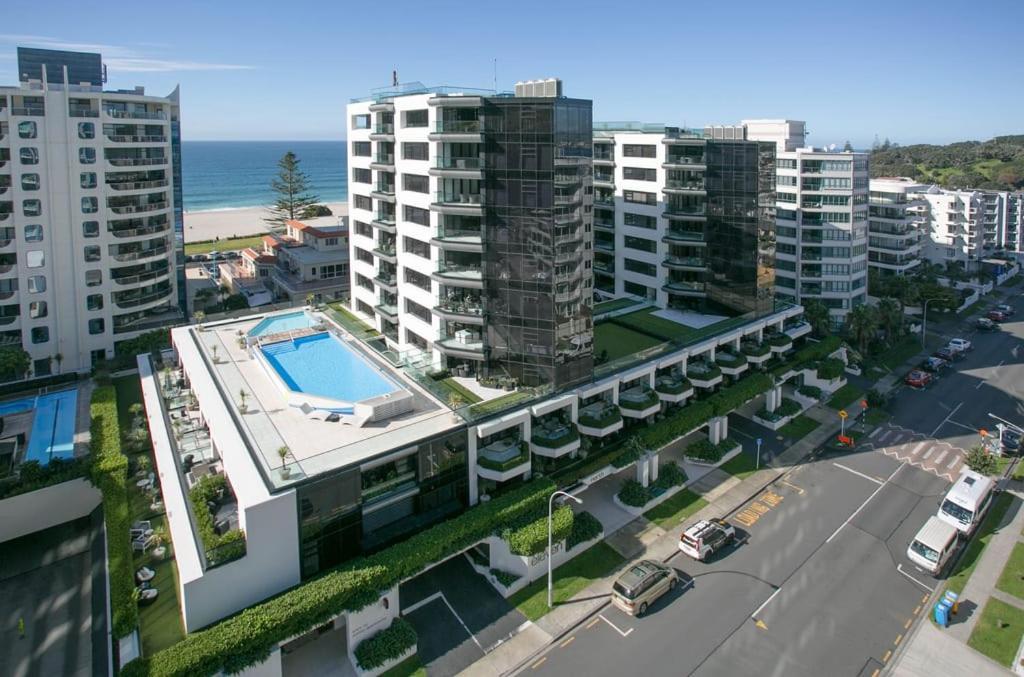 Marvelous Downtown Apartment Moments From Main Beach With Heated Pool, Gym And Parking Mount Maunganui Exterior photo