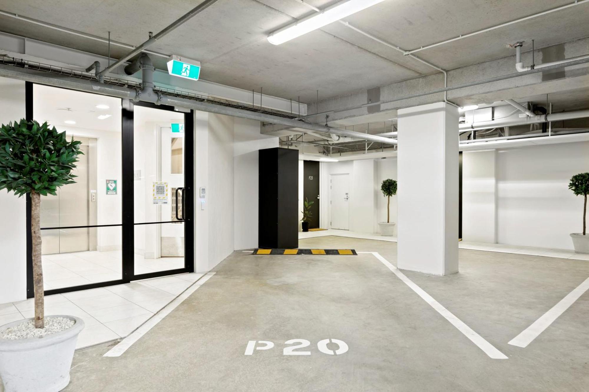 Marvelous Downtown Apartment Moments From Main Beach With Heated Pool, Gym And Parking Mount Maunganui Exterior photo